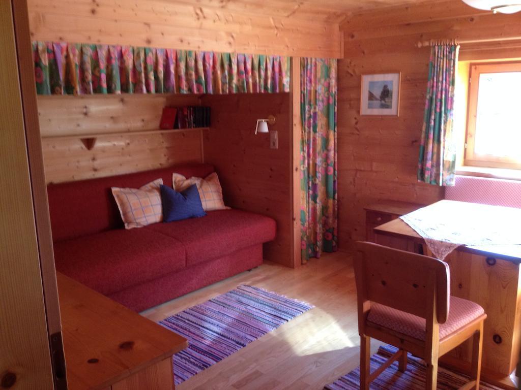 Ferienhaus Zirmheim Пертизау Номер фото