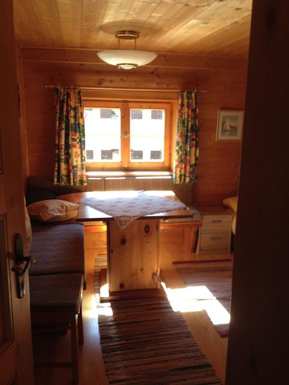Ferienhaus Zirmheim Пертизау Номер фото
